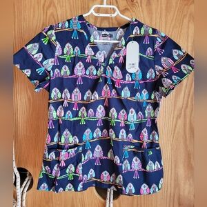 Health Pro Owl Print Healthcare Scrub Top size S Women NWT